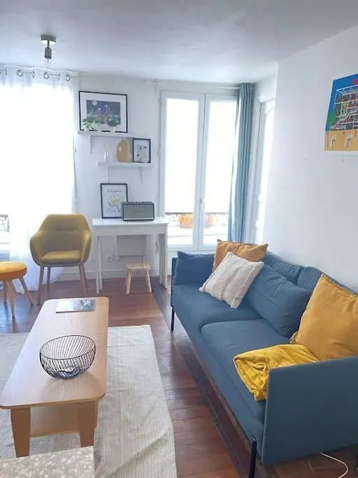 Charming 40 M2, 10th * Paris
